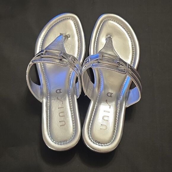 BRAND NEW UNISA METALLIC MULE THONG WOMEN'S SANDALD - Picture 5 of 15